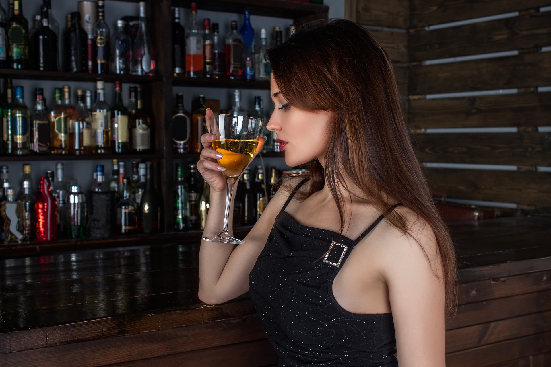 Dream Meaning of Bar