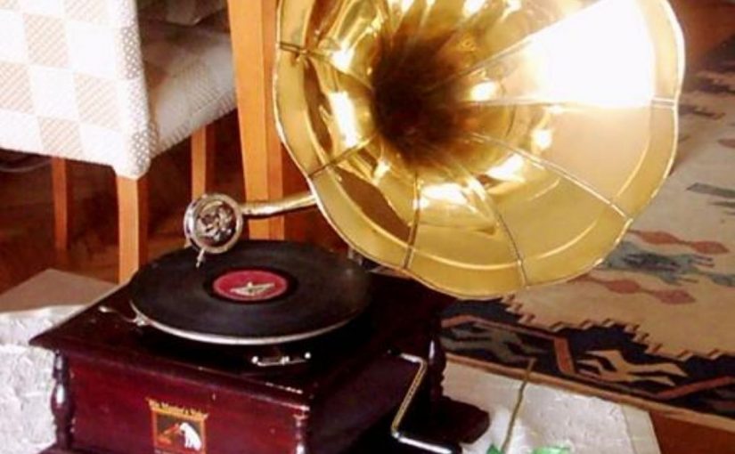 Dream Meaning of Gramophone