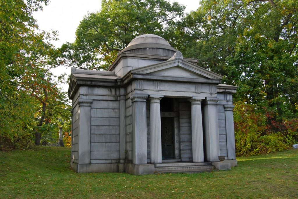 Dream Meaning of Mausoleum
