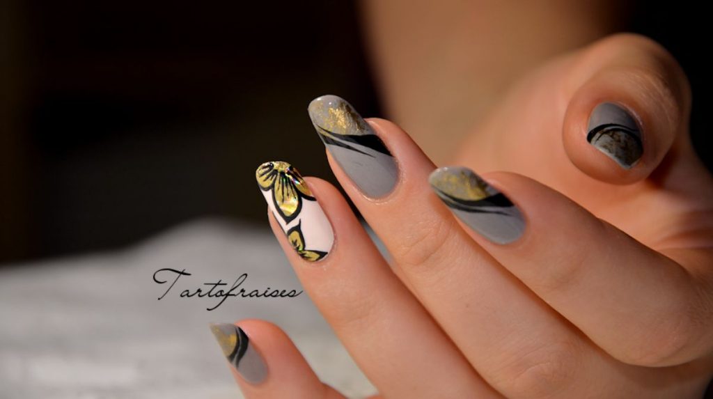 Dream Meaning of Nail (Fingernail