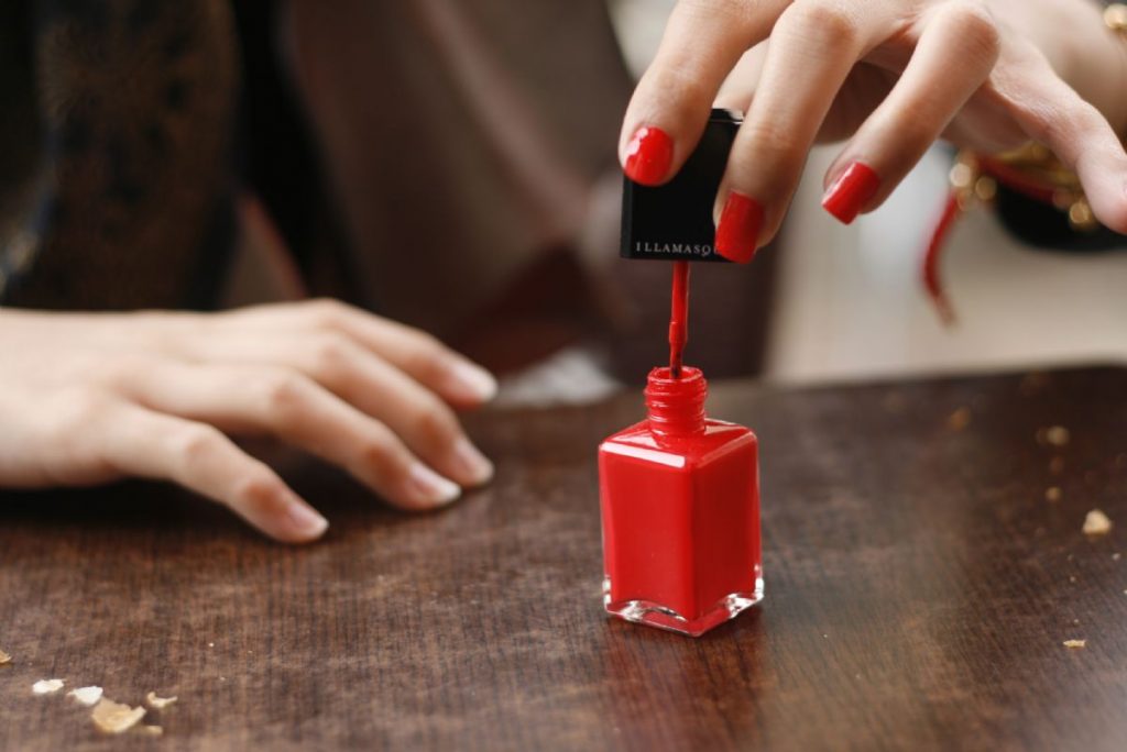 Dream Meaning of Nail Polish